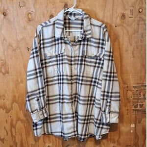Old Navy Boyfriend Shirt Women's 3X Flannel Plaid Classic Cozy Comfy Outdoor